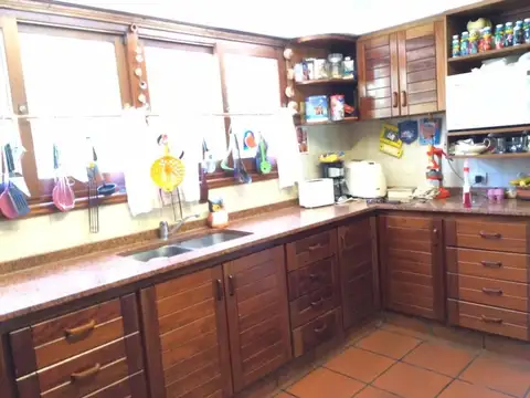 Chalet 5 amb. Bosque Peralta Ramos