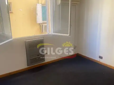 Oficina en Alquiler en Ramos Mejía, $ 300.000