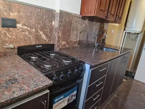 DUEÑO DIRECTO: Av Rivadavia 7407 Esq. Av Nazca, Impecable a Nuevo, Apto Profesional