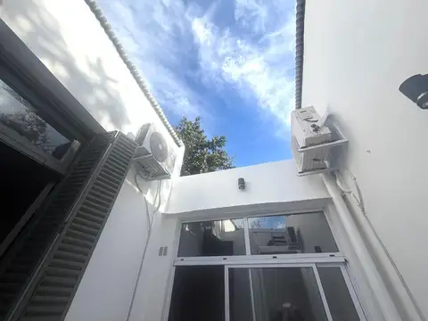 Depto Tipo Casa en Alquiler de 3 ambientes