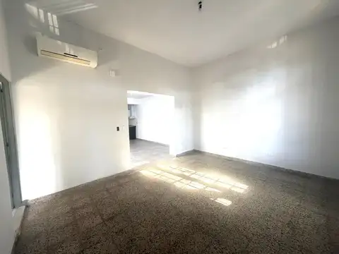 Depto Tipo Casa en Alquiler en Villa Ortuzar, $ 1.500.000