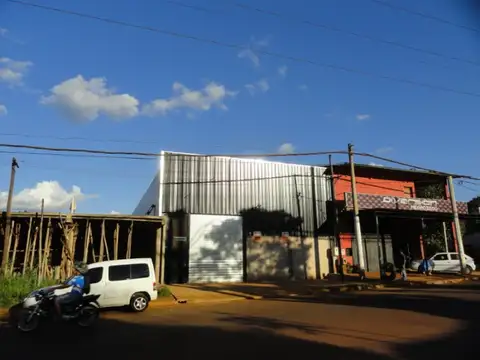 Av. Cocomarola