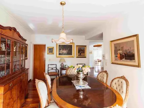 Hipólito Yrigoyen 2400