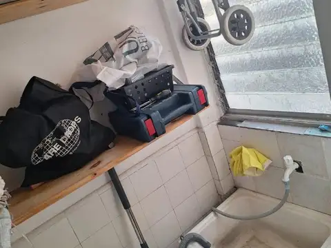 Muy buen departamento de dos ambientes.