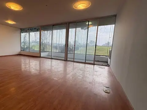 Oficina en Alquiler 8 años
