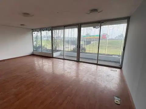Panamericana Este km 50.500 100, Piso 1