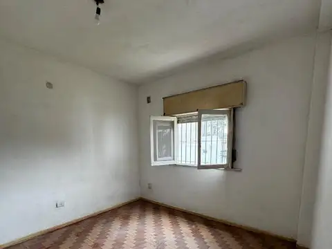 Casa en Alquiler en Hurlingham, $ 700.000