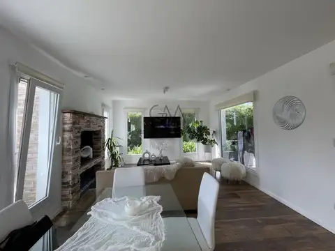 Jorge Newbery 4555, Mar Del Plata, Buenos Aires, Argentina.