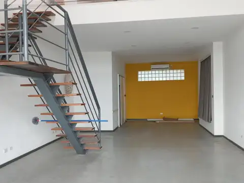 Local - Paso Del Rey