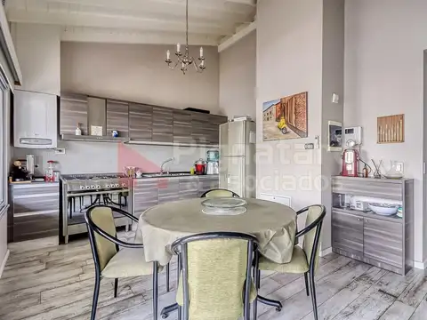 Departamento en Venta con 2 cocheras