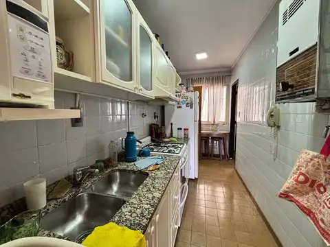 Departamento 4 ambientes con 2 baños