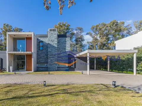 Casa en Venta en Santa Ana, USD 420.000