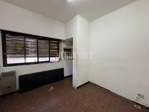 Iberlucea 4600, Piso 1