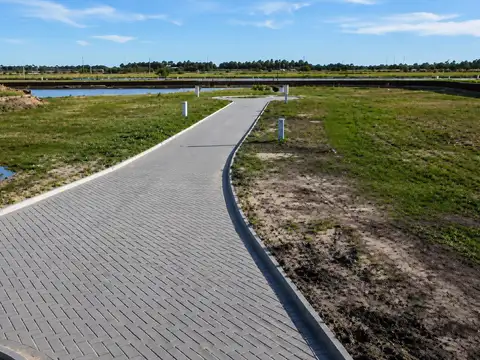 Terreno en Venta 35  mts Fondo