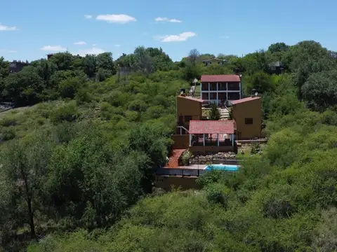 Casa en Venta en Villa Parque Siquiman, USD 154.000
