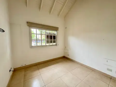 Depto Tipo Casa en Venta 40 años