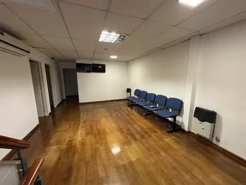 Oficina en Alquiler al Sur