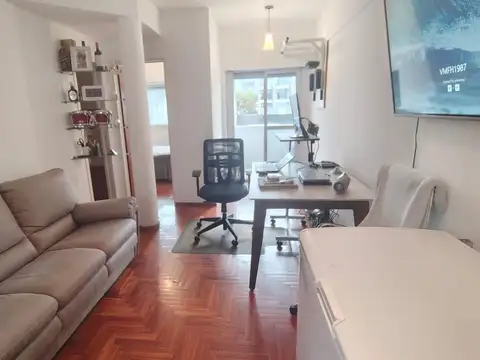 DEPARTAMENTO 2 AMBIENTES CON BALCÓN MONTSERRAT