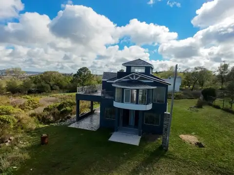 CASA 5 AMBIENTES A ESTRENAR VILLA DEL LAGO TANDIL