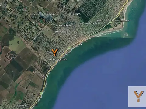 Casa en Alquiler Temporal con 4 cocheras