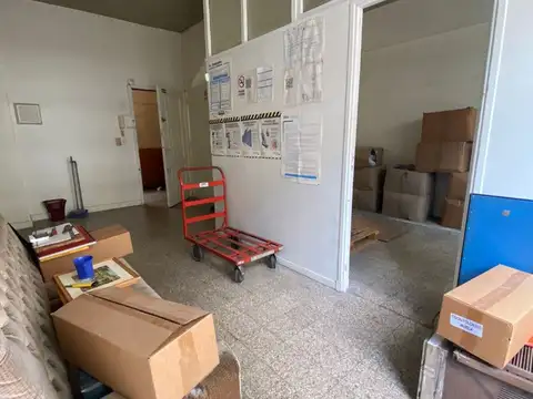 Oficina 2 ambientes con 1 baño