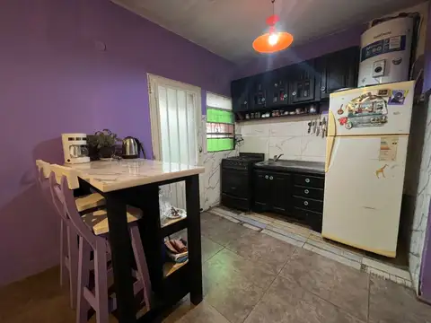 Casa 4 ambientes con 1 baño