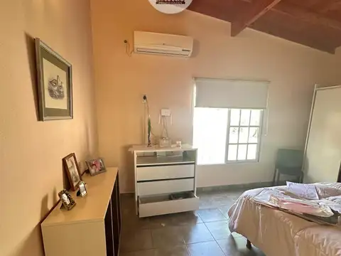 Casa en venta, Tomas Guido N°167, Escobar. FINANCIACION. ACEPTA VEHICULO