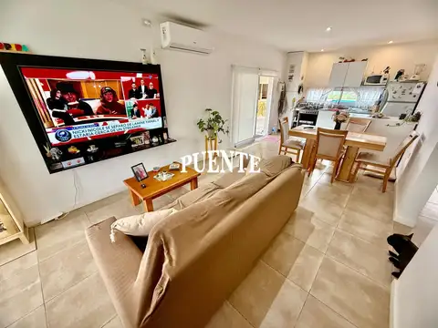 Casa en Venta en Laguna Azul, USD 99.000