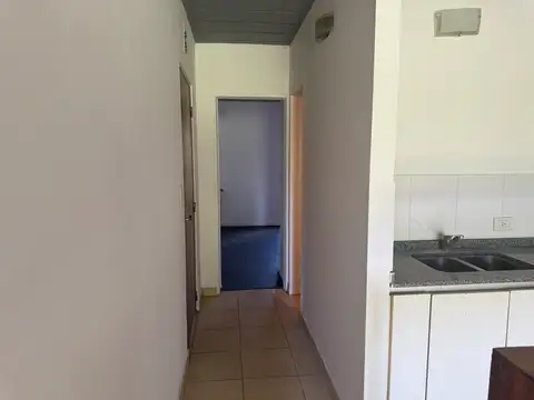 Departamento en Alquiler en Aparts del Pinazo, USD 450