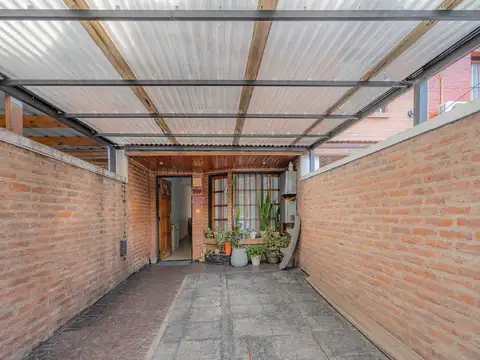 Depto Tipo Casa 3 ambientes con 1 baño