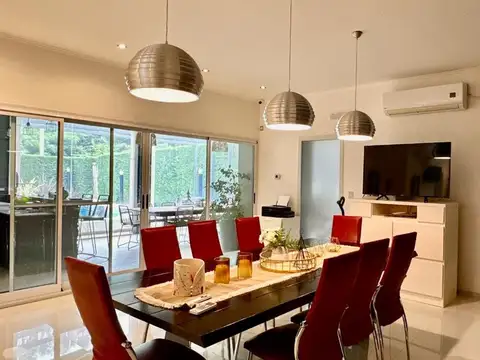 Casa en Venta en Quintas Del Sol, USD 280.000