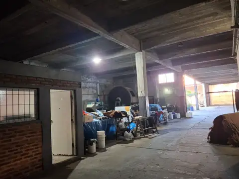 Galpon en Alquiler en Lanús Oeste, $ 3.500.000