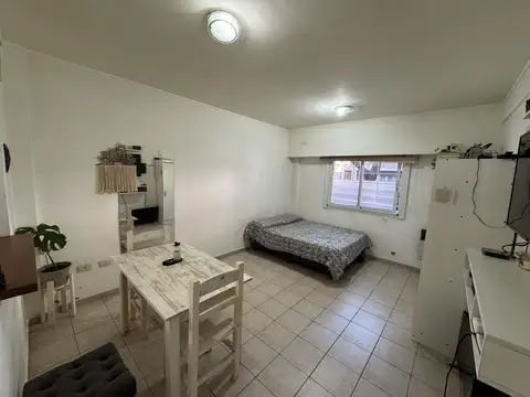 VENTA Monoambiente 40 6 y 7