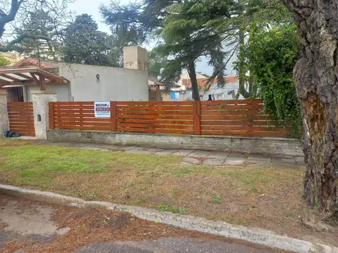 Terreno en Venta 20  mts Fondo