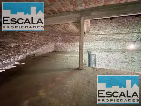 Galpon en Venta 10  mts Fondo