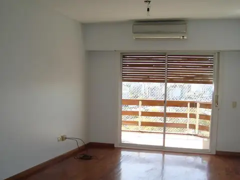 Emilio Mitre 1000