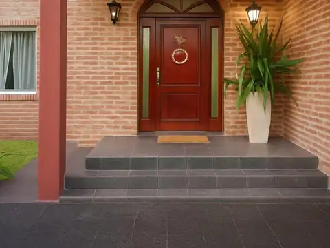 Casa 5 ambientes con 2 baños