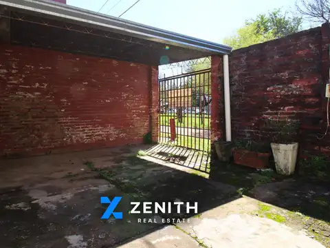 Casa 6 ambientes con 3 baños