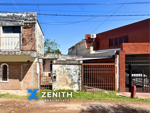 VENTA CASA A RECICLAR MICROCENTRO RESISTENCIA