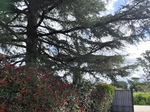 Casa 6 ambientes con 2 baños