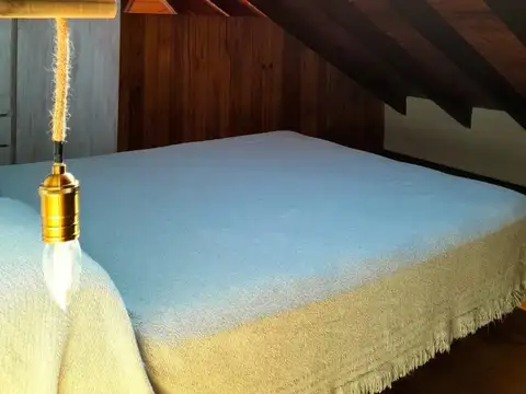 Casa en Alquiler Temporal en Punta Mogotes, USD 220