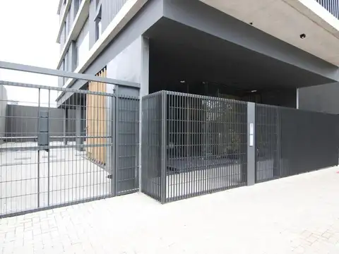 VENTA COCHERA LA LUCILA