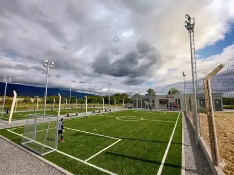 SE VENDEN 2 TERRENOS CON MEJORA STA ROSA V.VIEJO