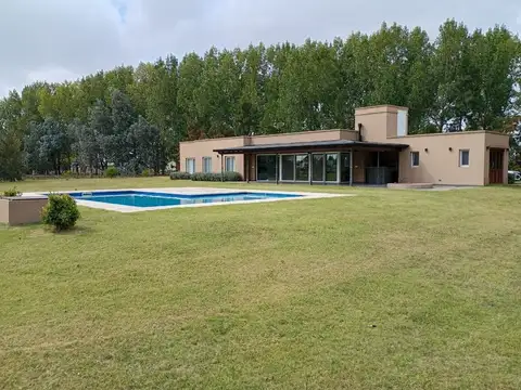 Casa Venta 5 Ambienes en Chacras de Abbott