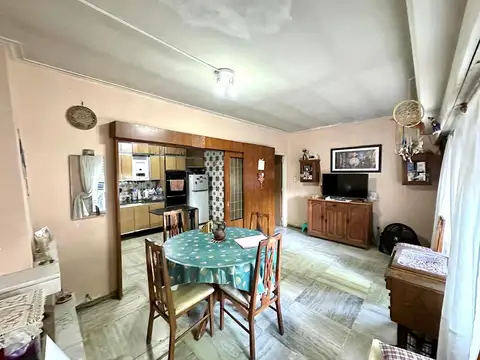 Casa en Venta con 1 cochera