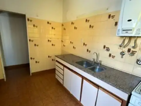 Lavalle 2400