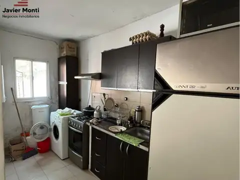Casa 2 ambientes con 1 baño