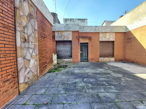 Venta casa Moron a refaccionar