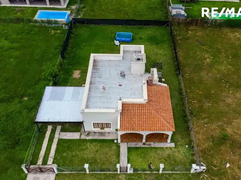 San Lorenzo Chico. B° Los Invernaderos. Av. Yerba Buena 100