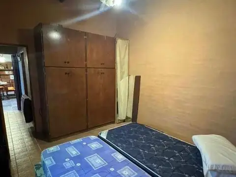 Casa 2 ambientes con 1 baño